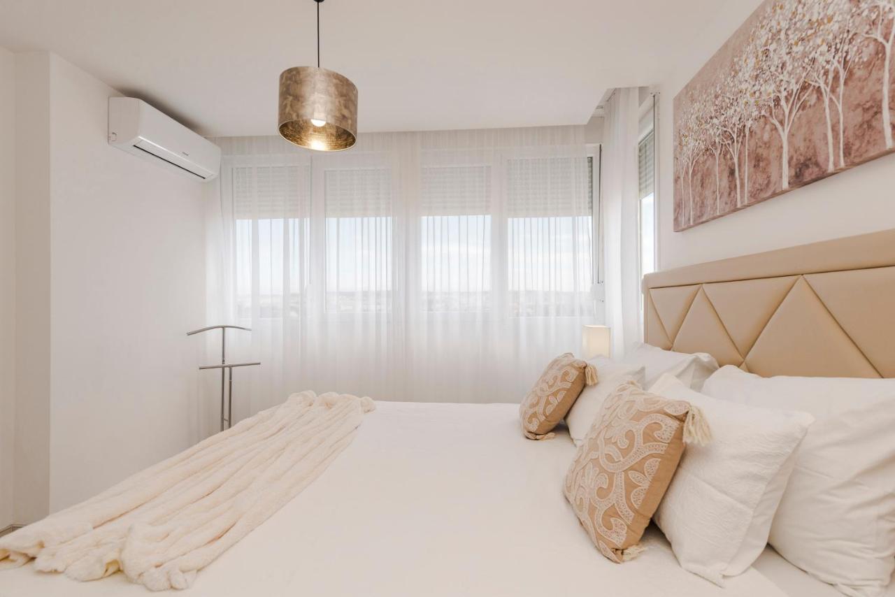 Urban Luxury Apartment
