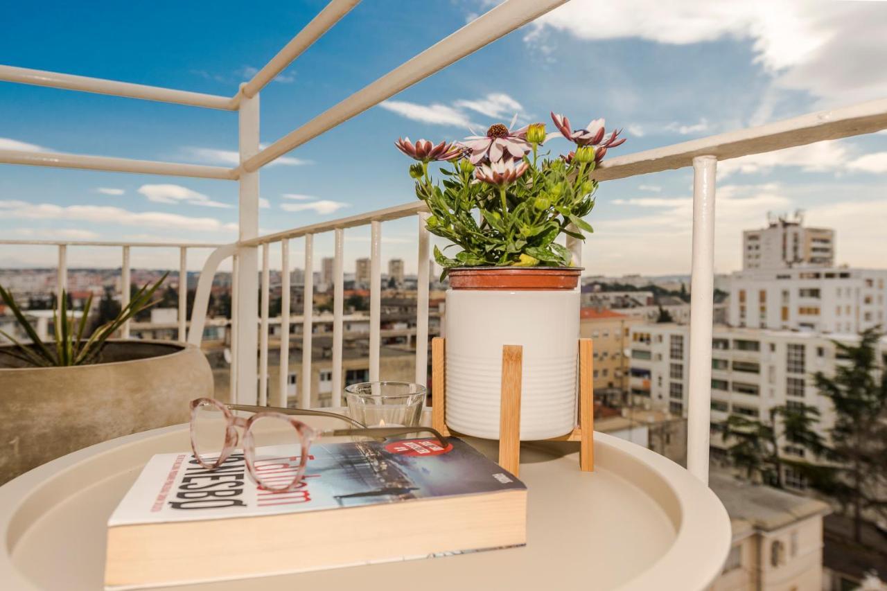 Urban Luxury Apartment