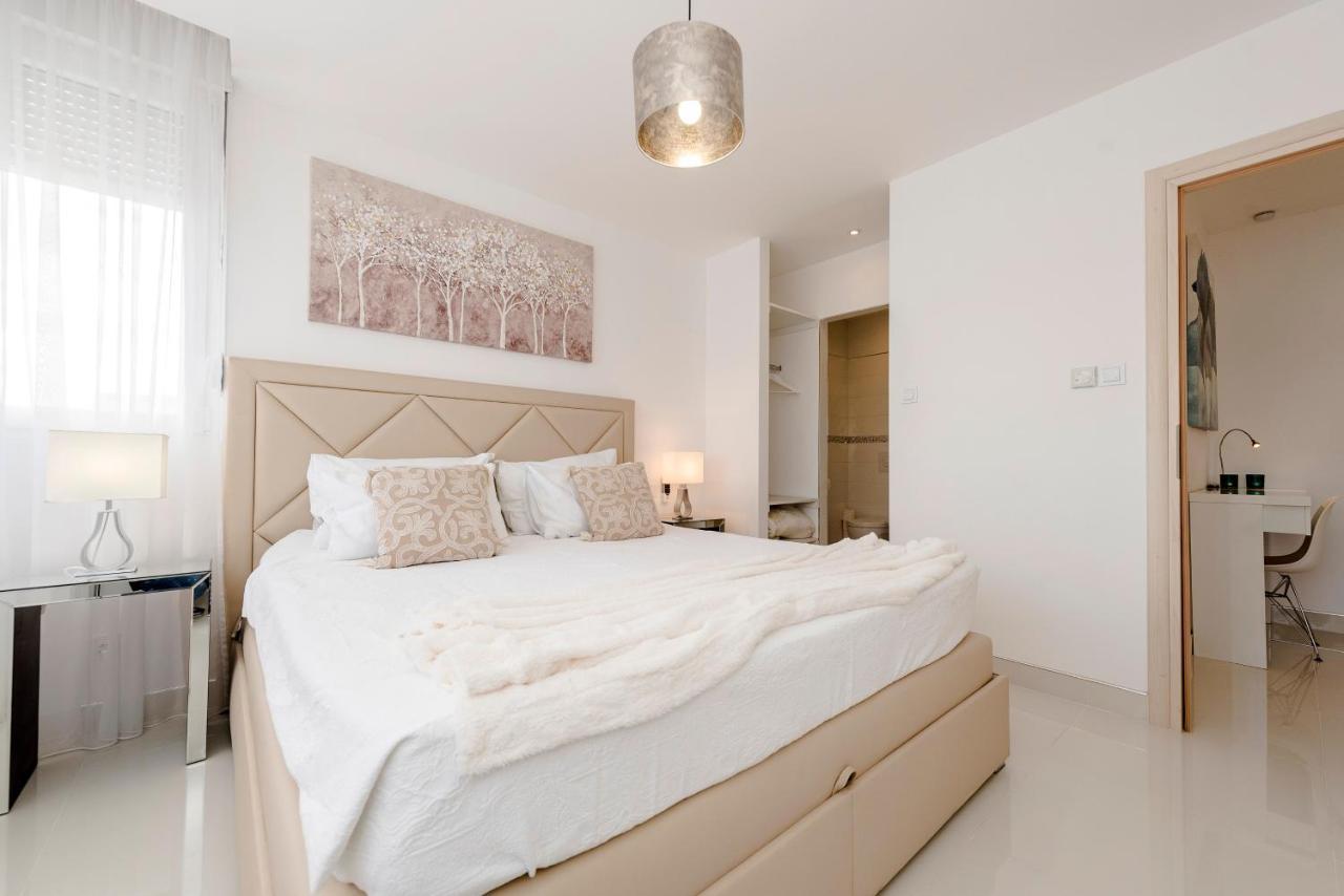 Apartment Urban Luxury *